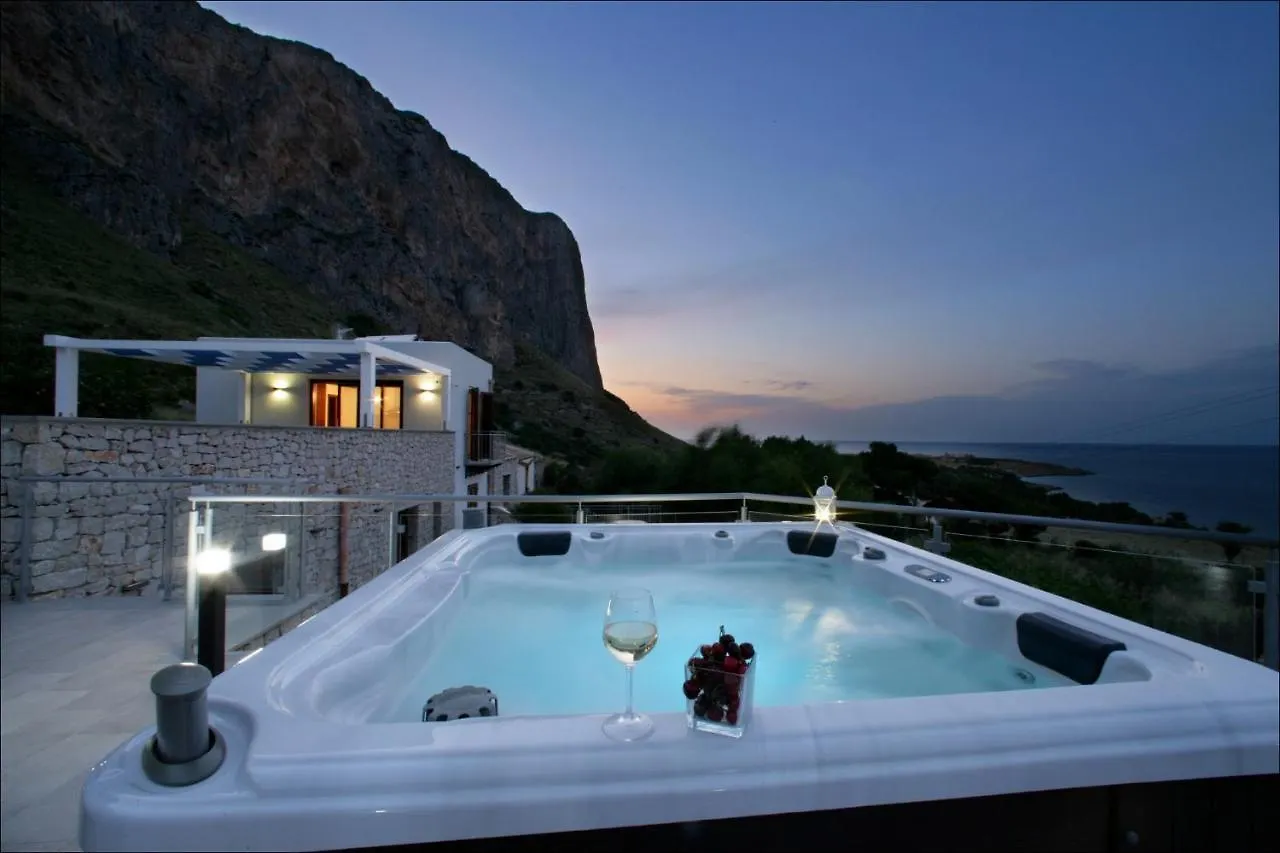 Villa Antonia - Vasca Idromassaggio Terrazza Vista Mare San Vito Lo Capo